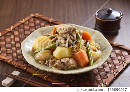 肉和土豆 126890017