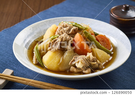 肉和土豆 肉和土豆 126890050