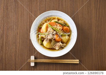 肉和土豆 126890178