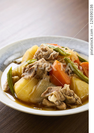 肉和土豆 126890186