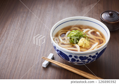 溫熱的烏龍麵 126890392