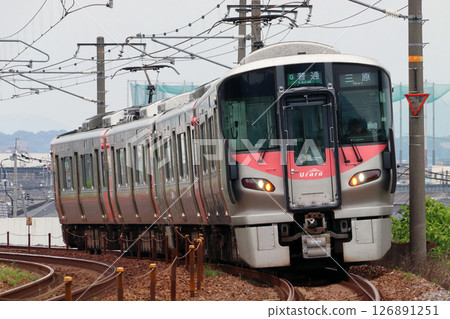 [JR-W] 山陽本線 227 系列 Urara（4 輛編組列車：姬路-岡山⇔三原） 126891251