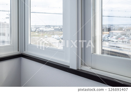 室內窗戶施工 126891407