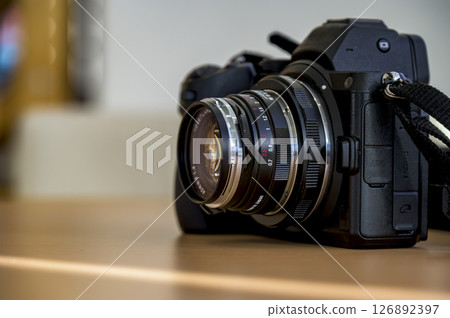 Enjoying manual lenses with a digital SLR 126892397