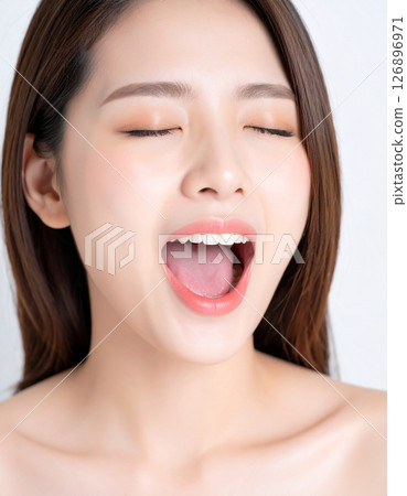 亞洲美女(打哈欠) 亞洲美女(打哈欠) 126896971