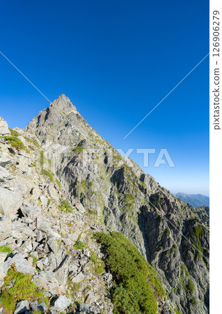 [山景素材] 初秋的槍山和東鐮山脊 [長野縣] 126906279