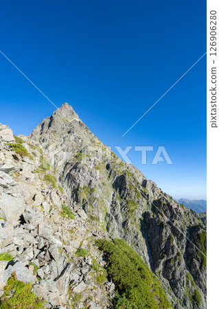 [山景素材] 初秋的槍山和東鐮山脊 [長野縣] 126906280