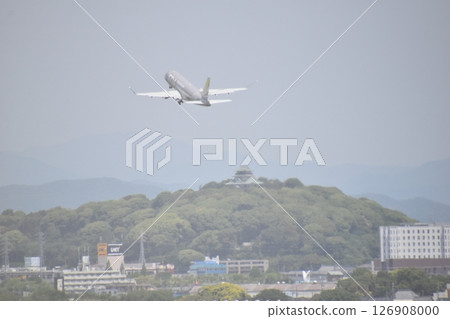 飛機和天空 126908000
