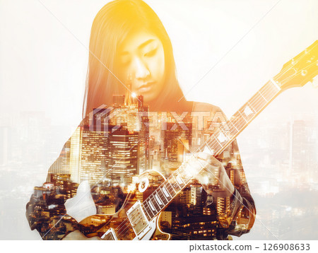 城市夜景與女吉他手的合成視覺圖 126908633