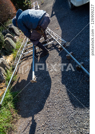 Gardener's aluminum tripod auxiliary legs 126909227