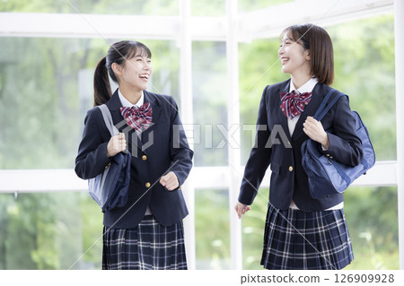 High school girls having fun High school girls having fun 126909928