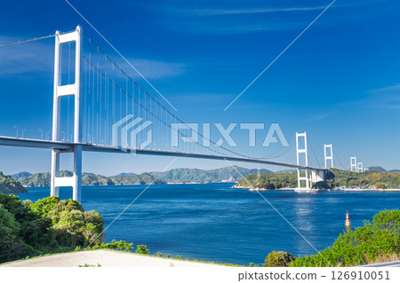 <愛媛郡>來島海峽大橋與今治海岸線的景色 <愛媛郡>來島海峽大橋與今治海岸線的景色 126910051