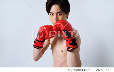 一名男拳擊手的形象 126912570