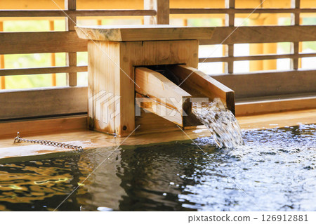 Rooms with open-air baths - Image of a ryokan hot spring 126912881