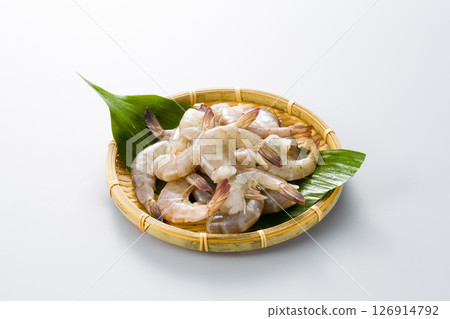 用濾鍋盛裝的南美白對蝦 126914792