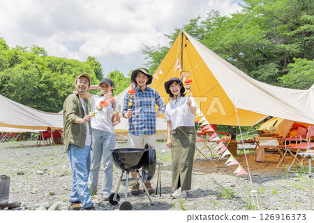 男女露營 126916373
