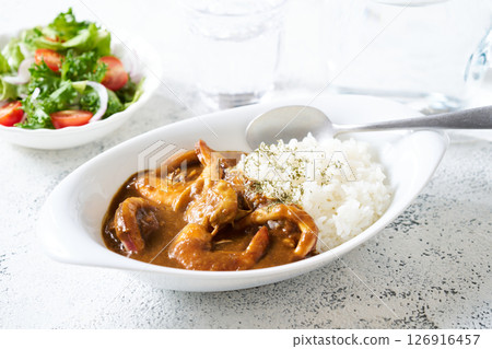 seafood curry 126916457