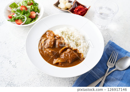 Beef curry 126917146