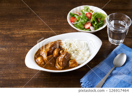 Beef curry 126917464