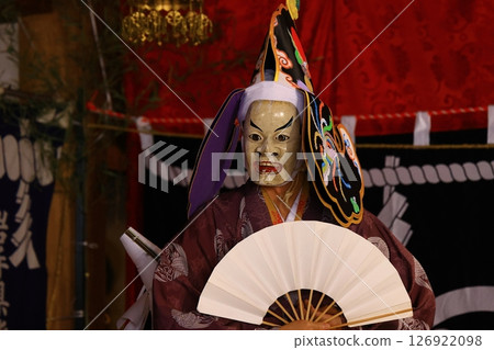 A shrine mikoshi walks 126922098