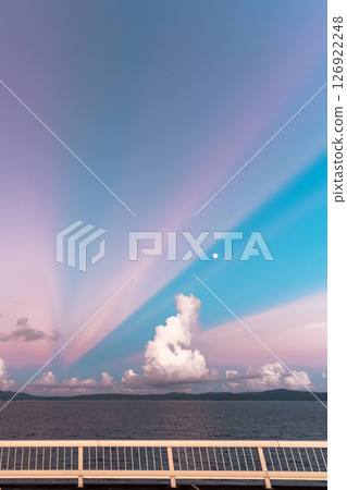 semi-crepuscular rays 126922248