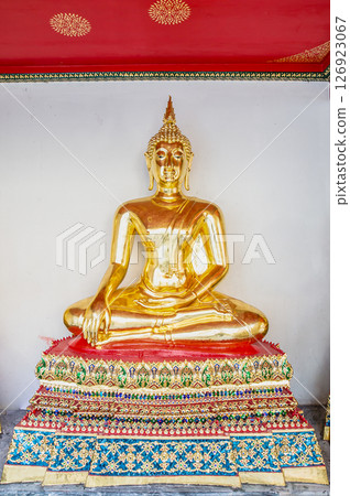 Buddha 126923067