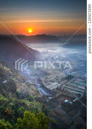 mount batur 126923890
