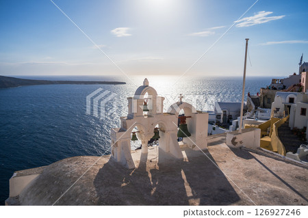 Beautiful scenery on the Greek island of Santorini (2025) 126927246