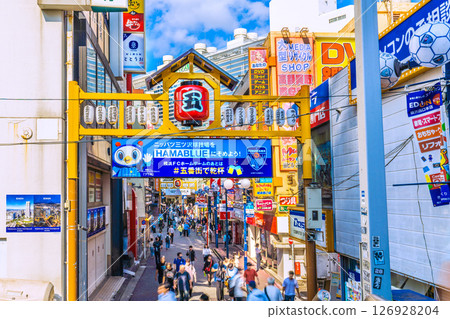 Yokohama cityscape in Japan on June 1st. View of the west exit of Yokohama Station, Fifth Avenue, and other areas. Sotetsu Yokohama Station is in the background (2025). 126928204