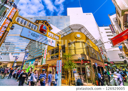 Yokohama cityscape in Japan on June 1st. View of the west exit of Yokohama Station, Fifth Avenue, and other areas. Sotetsu Yokohama Station is in the background on the left (2025). 126929005