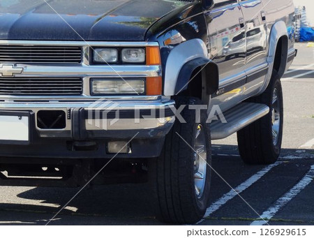 Imported car image: Chevrolet Tahoe (first generation) front mask Imported car image: Chevrolet Tahoe (first generation) front mask 126929615