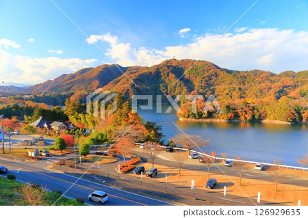 秋天湖Tsukui 秋天湖Tsukui 126929635