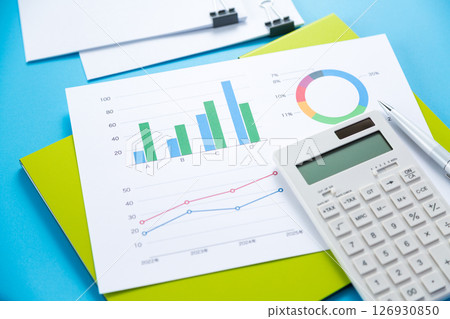 Paperclip, graph, calculator and file Paperclip, graph, calculator and file 126930850