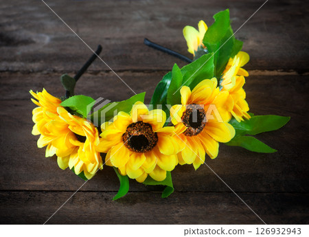 wreath of artificial flowers wreath of artificial flowers 126932943