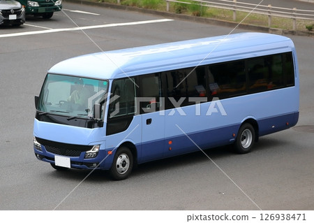 Microbus image Microbus image 126938471