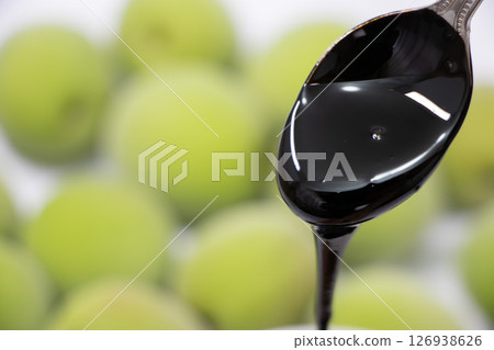 梅子萃取物 126938626