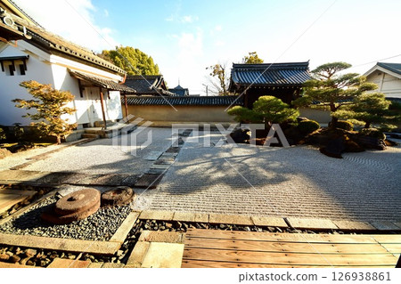 Kyoto Prefecture, Toji Temple Kanchiin, Nirvana Garden "Choja no Niwa" Kujo-cho, Minami-ku, Kyoto City, February 2022 126938861