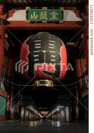 Illuminated Kaminarimon Gate lantern and Nakamise shopping street, Asakusa night view 126938871