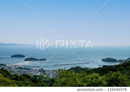 Tombolo tidal flats and Higashihazu Port on the Higashihazu Coast (Higashihazu Town, Nishio City, Aichi Prefecture) 126940476
