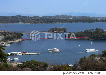 從松島西行莫東之松公園看日本三大名勝之一的松島 126940849