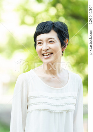 Senior women's portrait 126941504