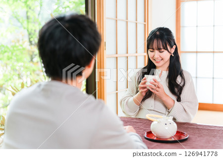 Couple drinking tea at a Japanese-style inn, restaurant, or Japanese-style restaurant (matchmaking, marriage hunting) Couple drinking tea at a Japanese-style inn, restaurant, or Japanese-style restaurant (matchmaking, marriage hunting) 126941778