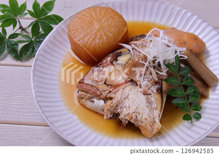煮鯛魚 126942585