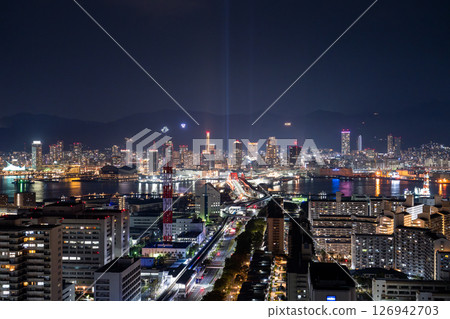 <兵庫縣>神戶夜景 - 從港灣島眺望神戶市中心 126942703
