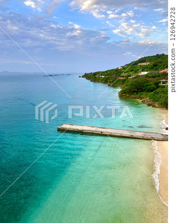 瀨底島情人海灘(沖繩縣本部町) 瀨底島情人海灘(沖繩縣本部町) 126942728