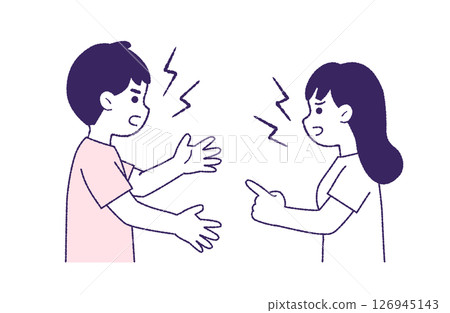 一對年輕男女爭吵打架 126945143