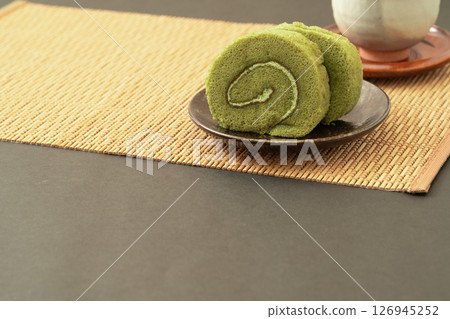 Matcha roll cake and Japanese tea sweets 126945252