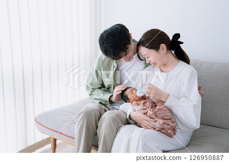 新生嬰兒家庭聚會 126950887