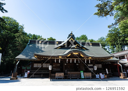 東京都府中市宮町藍色春日天空大國魂神社本殿 東京都府中市宮町藍色春日天空大國魂神社本殿 126951592