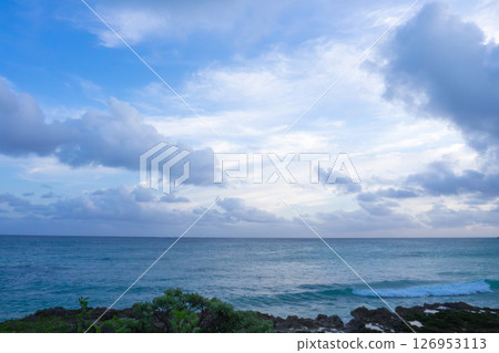 Blue sea and sky of Miyakojima Blue sea and sky of Miyakojima 126953113